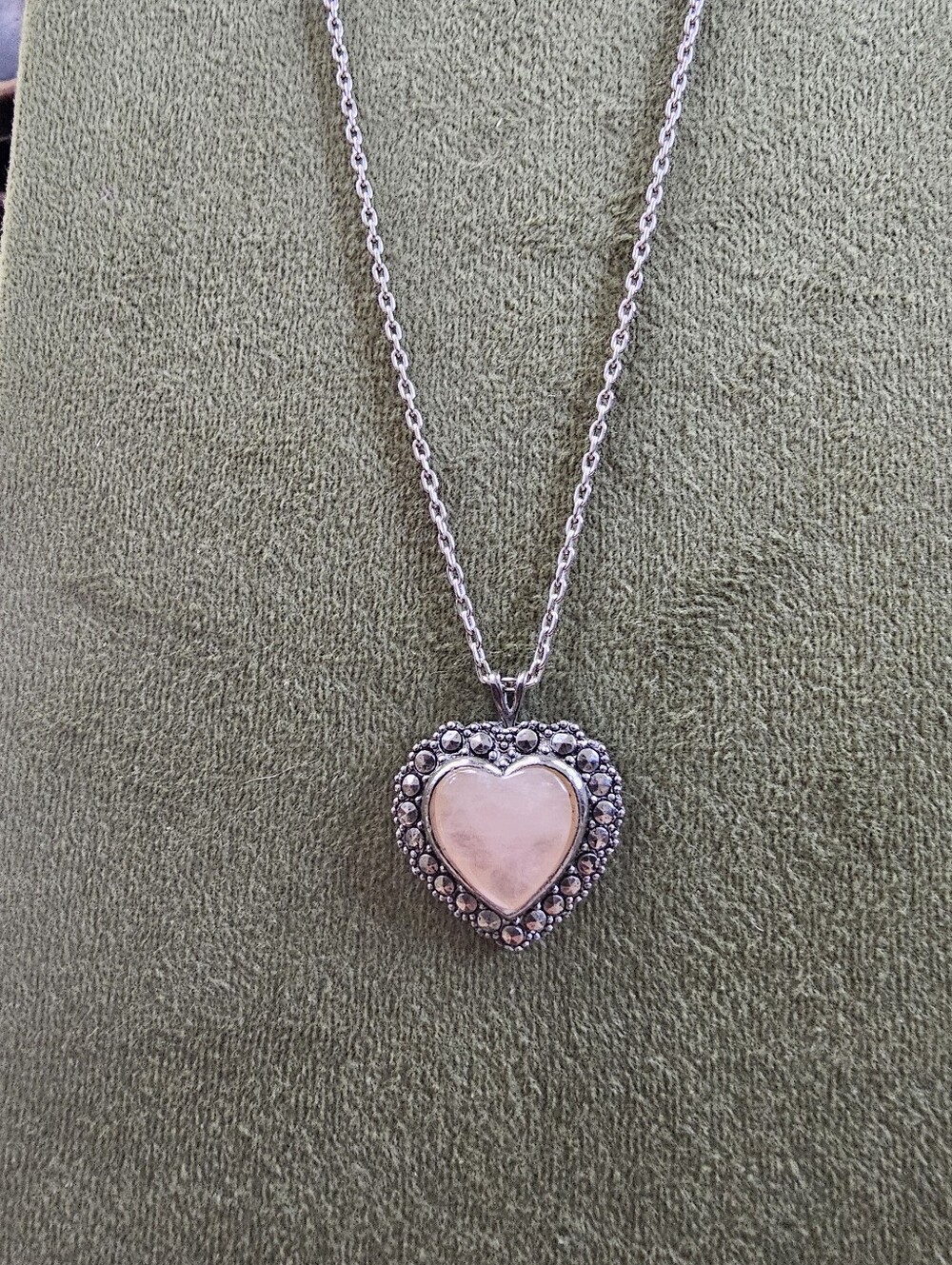 Vintage Avon Necklace